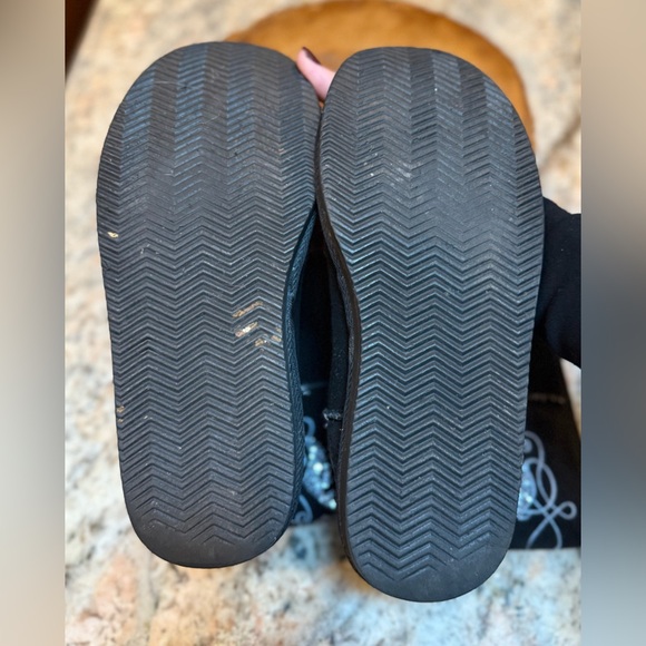 Juicy Couture black boots with sequin embellishments. Faux animal fur insideEUC - Picture 7 of 10